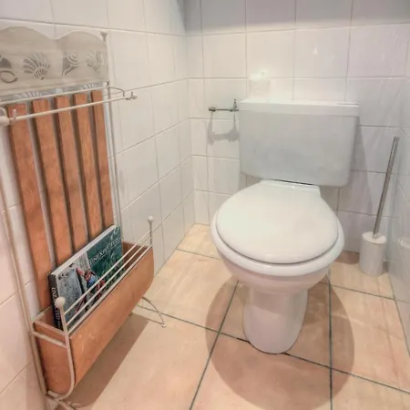 Les Bossons Sleeps 6 Apartment