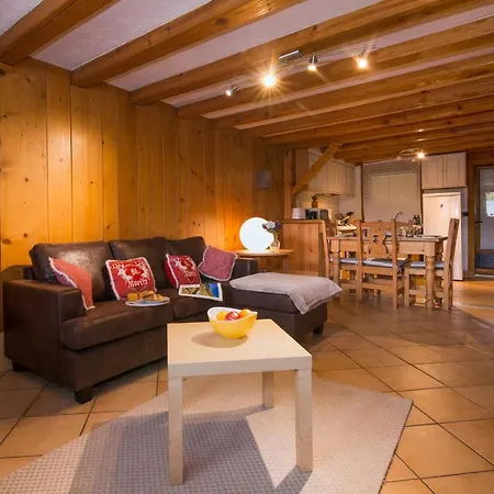 Les Bossons Sleeps 6