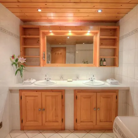 Les Bossons Sleeps 6