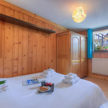 Apartment Les Bossons Sleeps 6 Chamonix